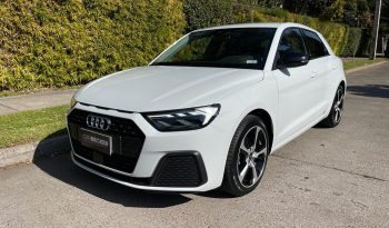 
									Audi A1 30Tfsi 2023 full								