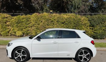 
									Audi A1 30Tfsi 2023 full								