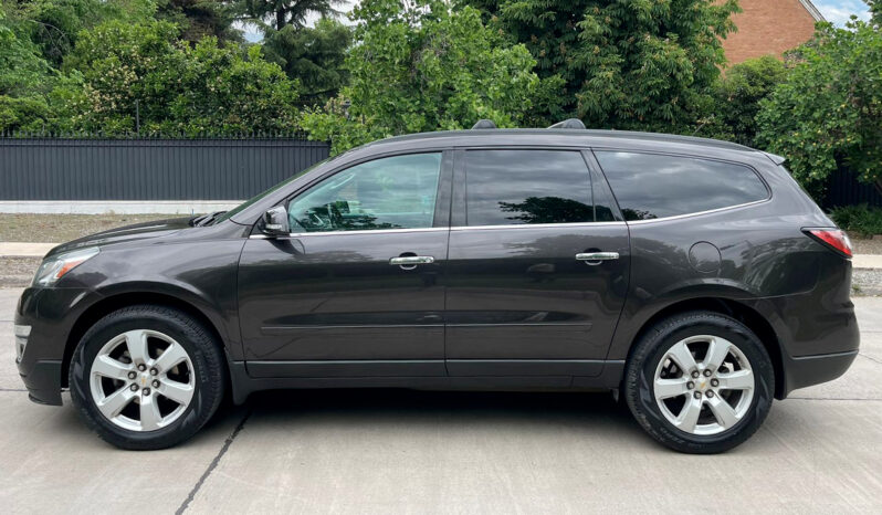 
								CHEVROLET TRAVERSE 3.6 LT full									