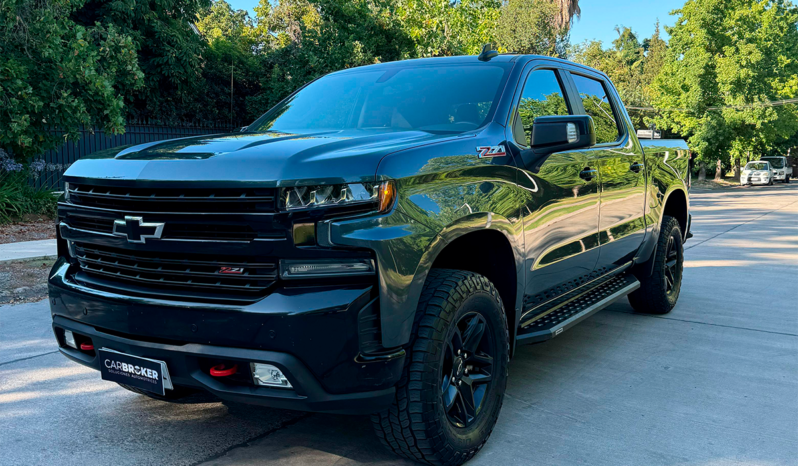 
								CHEVROLET SILVERADO 5.3 V8 LT TRAIL BOSS DC 4WD full									