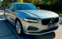 VOLVO S90 2.0 D5 MOMENTUM 4WD