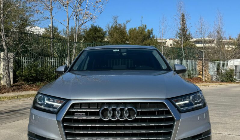 
								AUDI Q7 3.0 full									