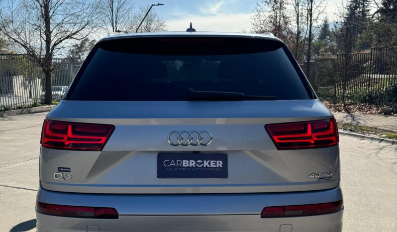 
								AUDI Q7 3.0 full									