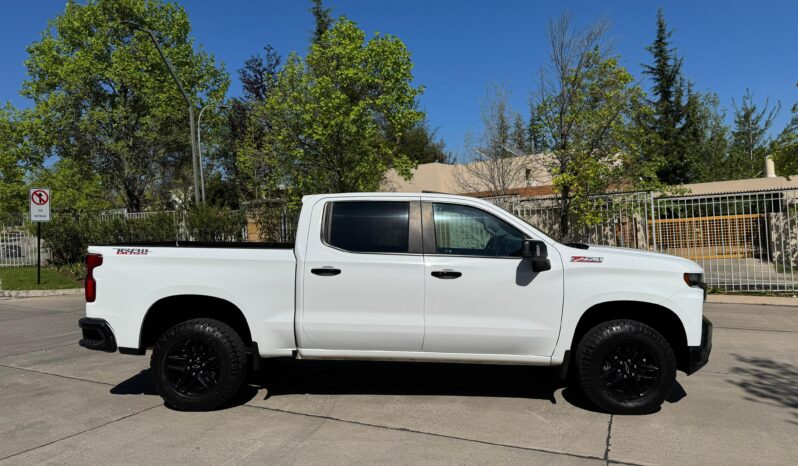 
								Chevrolet Silverado 5.3 Trail Boss 4WD full									