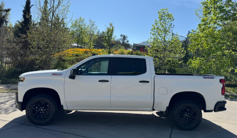 
								Chevrolet Silverado 5.3 Trail Boss 4WD full									