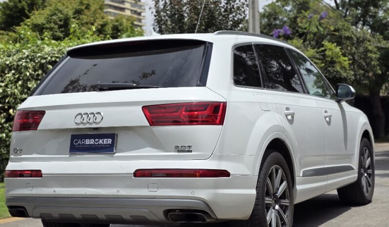 
								Audi Q7 2.0 TFSI full									