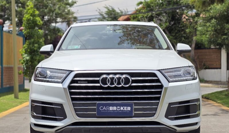 
								Audi Q7 2.0 TFSI full									