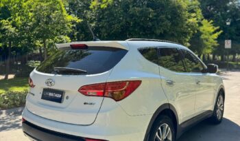 
									Hyundai Santa Fe 2.0 full								