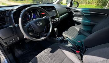 
									Honda WR-V 1.5 LX full								