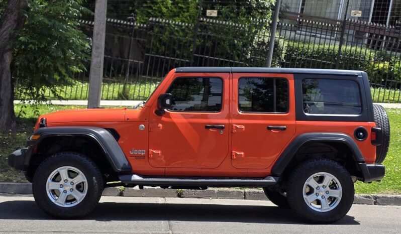 
								Jeep Wrangler 3.6 Unlimited Sport 4WD full									