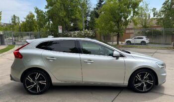 
									Volvo V40 2.0 T5 R-Desing full								