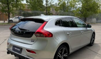 
									Volvo V40 2.0 T5 R-Desing full								