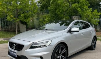 
									Volvo V40 2.0 T5 R-Desing full								