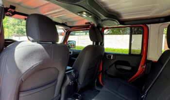 
									Jeep Wrangler 3.6 4X4 Sport full								