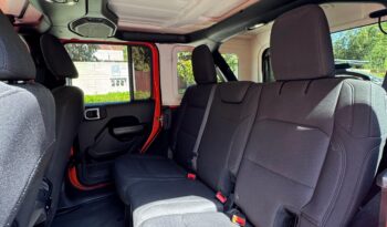 
									Jeep Wrangler 3.6 4X4 Sport full								