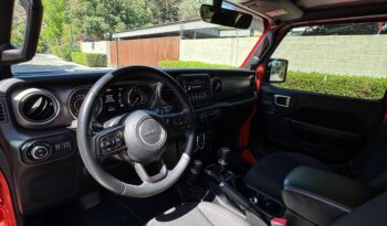 
									Jeep Wrangler 3.6 4X4 Sport full								