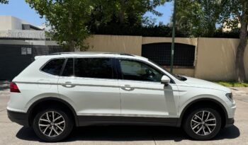 
									Volkswagen Tiguan 1.4 TSI Comfortline 7A full								