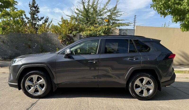 
								Toyota Rav4 2.0 XLE full									