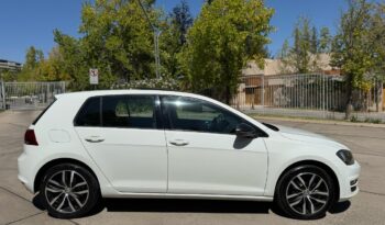 
									Volkswagen Golf Sport 1.4 full								