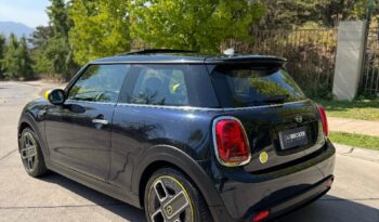 
									Mini Cooper SE full								