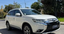 Mitsubishi New Outlander GLS 4X4 2.4