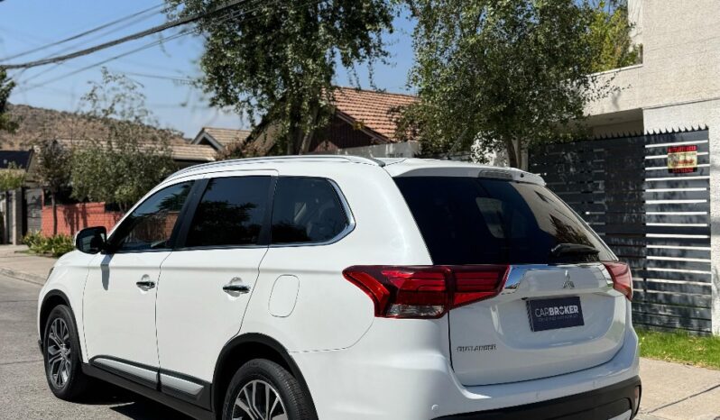 
								Mitsubishi New Outlander GLS 4X4 2.4 full									