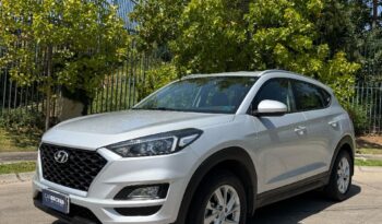 
									Hyundai Tucson 2.0 full								