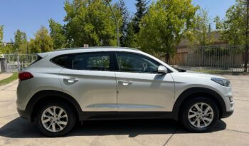 
									Hyundai Tucson 2.0 full								