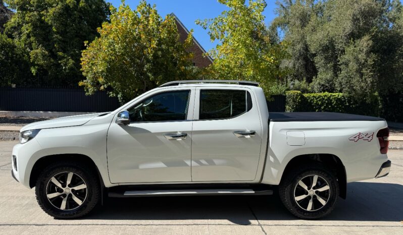 
								Peugeot Landtrek 2.2 BlueHDI 180 HP Action4 4WD full									
