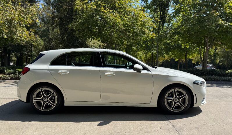 
								Mercedes Benz A200 1.3 AMG full									