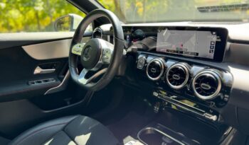 
									Mercedes Benz A200 1.3 AMG full								