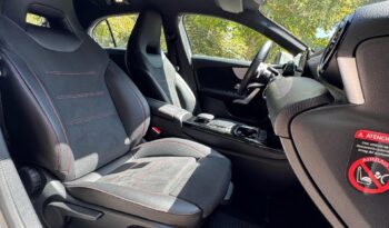 
									Mercedes Benz A200 1.3 AMG full								