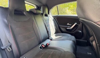 
									Mercedes Benz A200 1.3 AMG full								