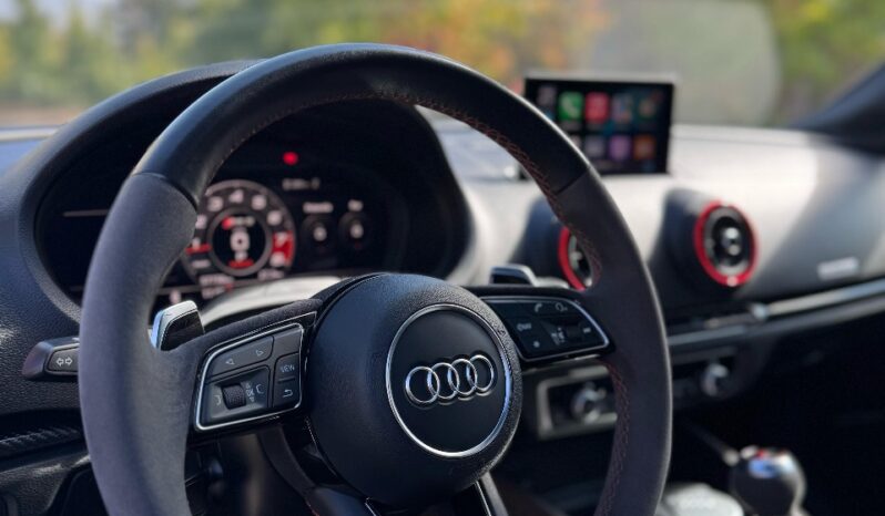 
								Audi RS3 Sportback 2.5 Quattro full									