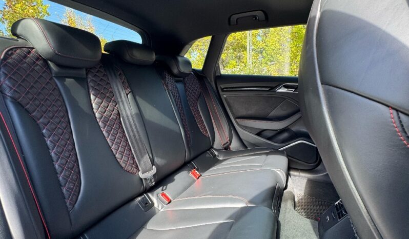 
								Audi RS3 Sportback 2.5 Quattro full									