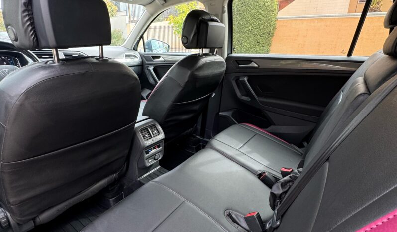 
								Volkswagen Tiguan 1.4 Comfortline full									
