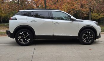 
									Peugeot 2008 BlueHDI Allure full								
