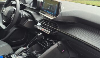 
									Peugeot 2008 BlueHDI Allure full								