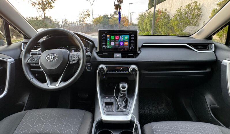 Toyota Rav4 XLE 2.0