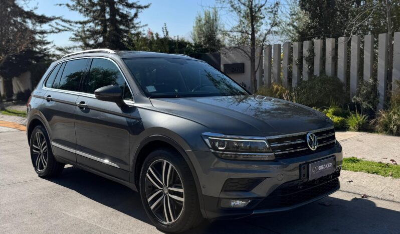 Volkswagen Tiguan Sport 2.0 TSI