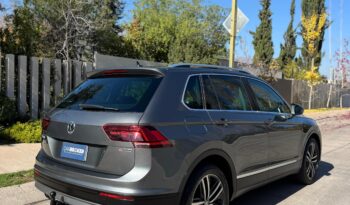 
									Volkswagen Tiguan Sport 2.0 TSI full								