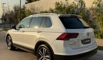 
									Volkswagen Tiguan Sport TSI 4Motion full								