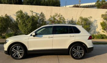 
									Volkswagen Tiguan Sport TSI 4Motion full								