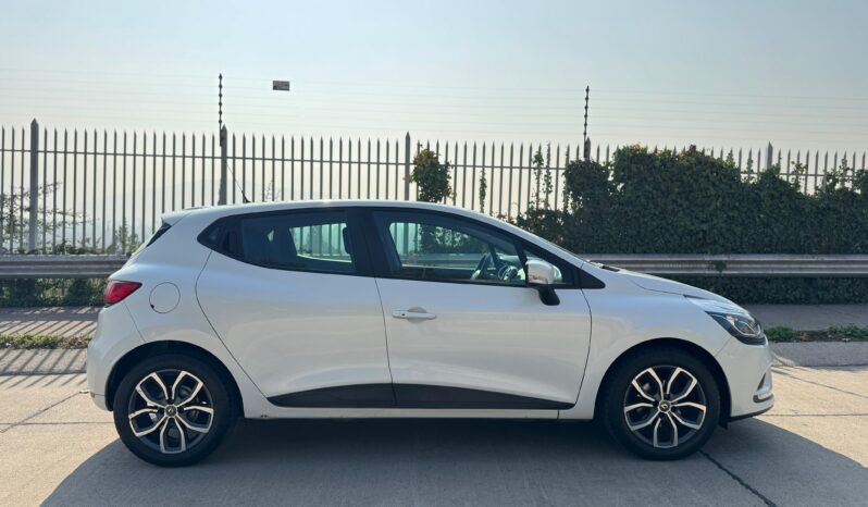 
								Renault Clio Expression 1.2 full									