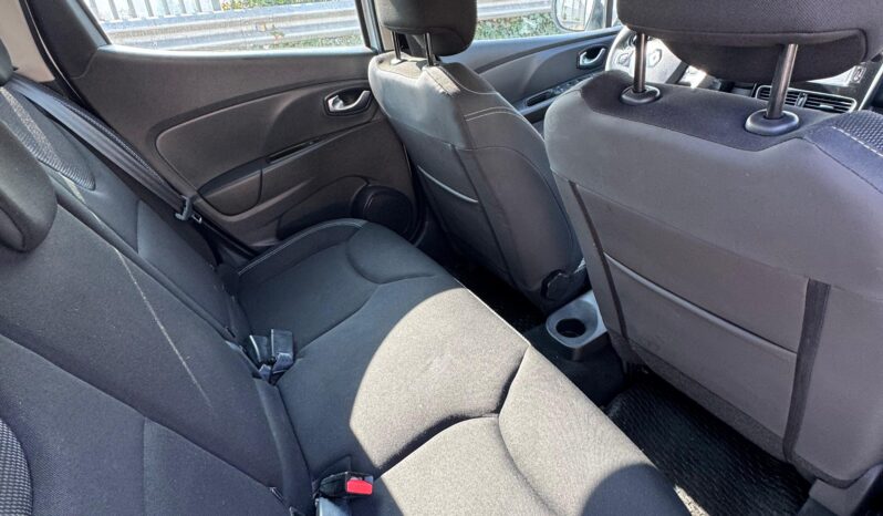 
								Renault Clio Expression 1.2 full									