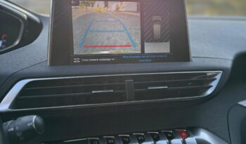 
									Peugeot 3008 Blue HDI 1.5 full								