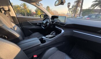 
									Peugeot 3008 Blue HDI 1.5 full								