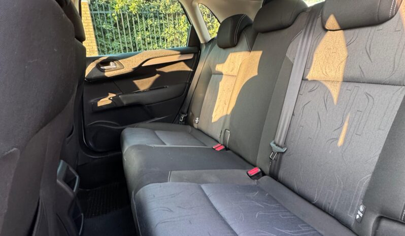 
								Citroën C4 full									
