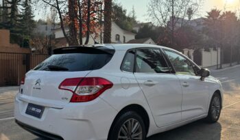 
									Citroën C4 full								