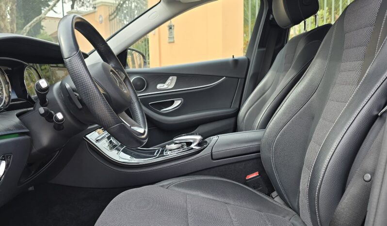 Mercedes Benz E200 2.0